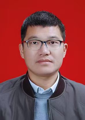余芳兵.jpg